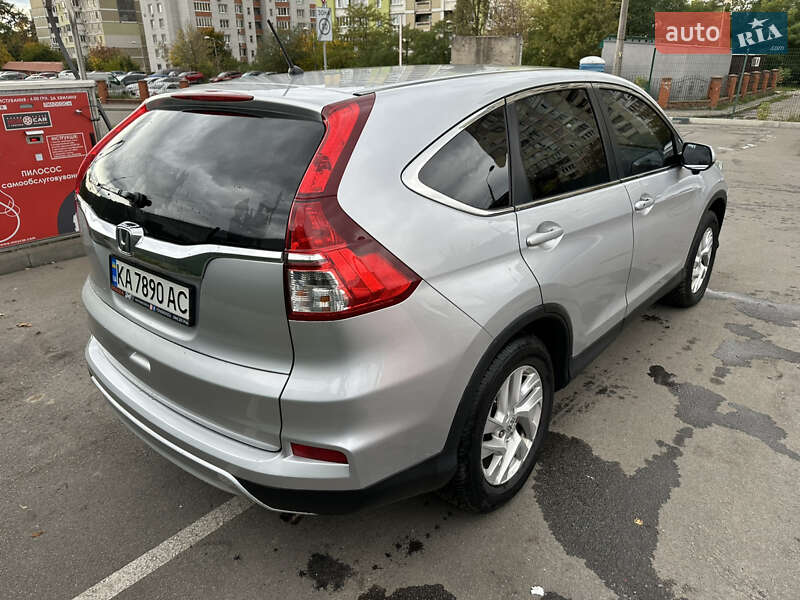 Позашляховик / Кросовер Honda CR-V 2016 в Києві