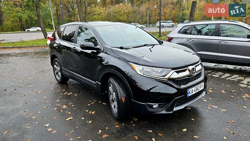Внедорожник / Кроссовер Honda CR-V 2019 в Киеве