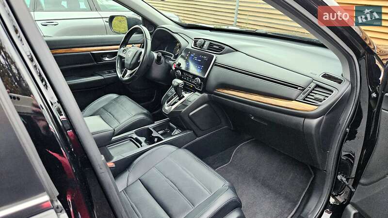 Внедорожник / Кроссовер Honda CR-V 2019 в Киеве