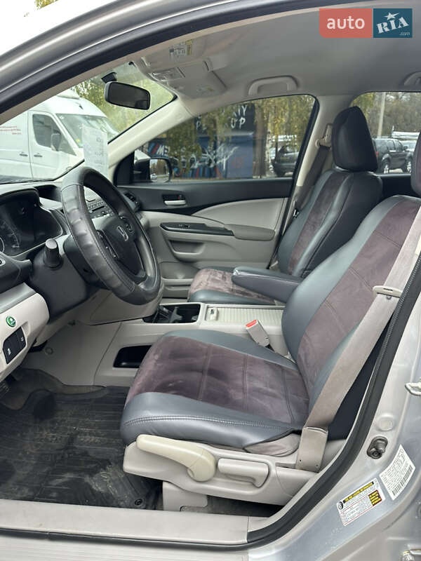 Внедорожник / Кроссовер Honda CR-V 2014 в Полтаве