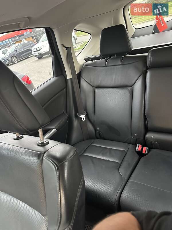 Позашляховик / Кросовер Honda CR-V 2015 в Львові фото 11 Позашляховик / Кросовер Honda CR-V 2015 в Львові