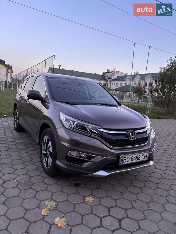 Позашляховик / Кросовер Honda CR-V 2015 в 