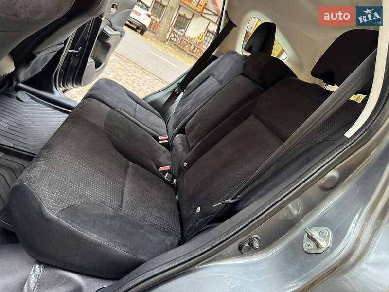 Внедорожник / Кроссовер Honda CR-V 2013 в Дрогобыче фото 72 Внедорожник / Кроссовер Honda CR-V 2013 в Дрогобыче