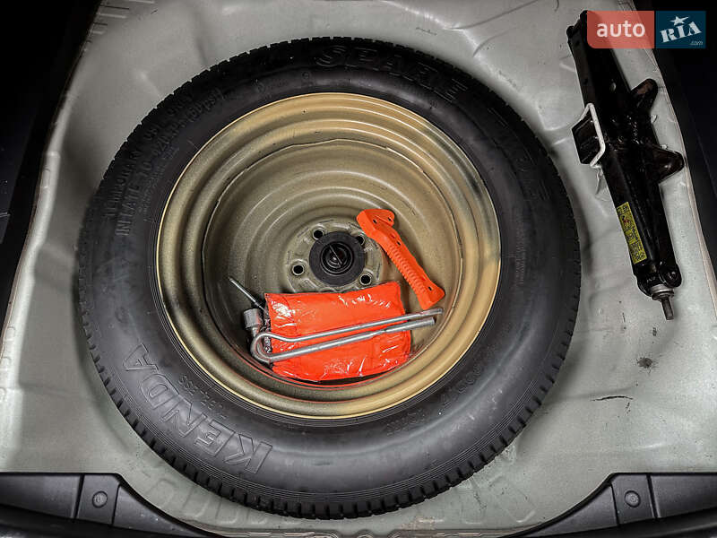 Внедорожник / Кроссовер Honda CR-V 2013 в Бродах