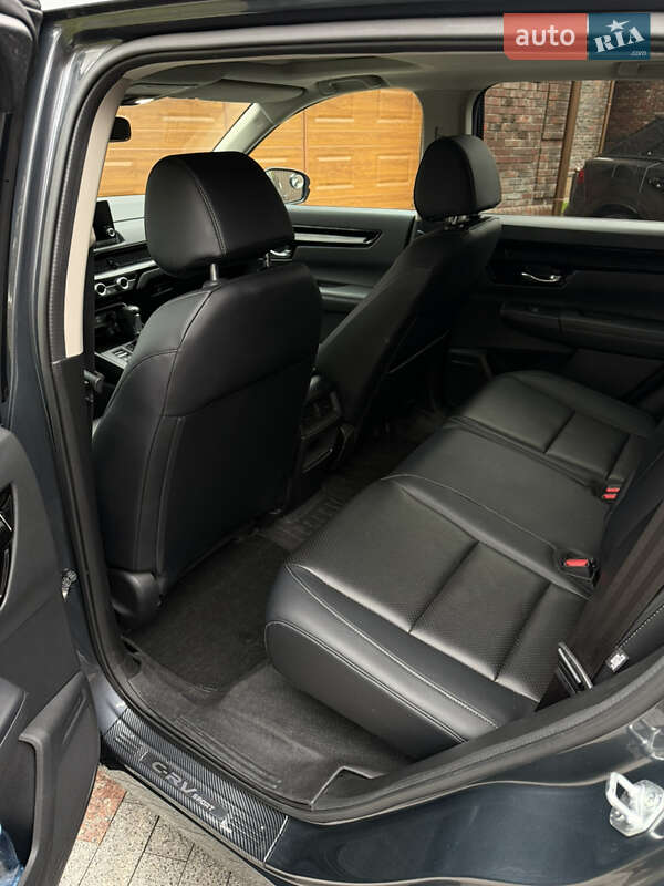 Внедорожник / Кроссовер Honda CR-V 2023 в Киеве