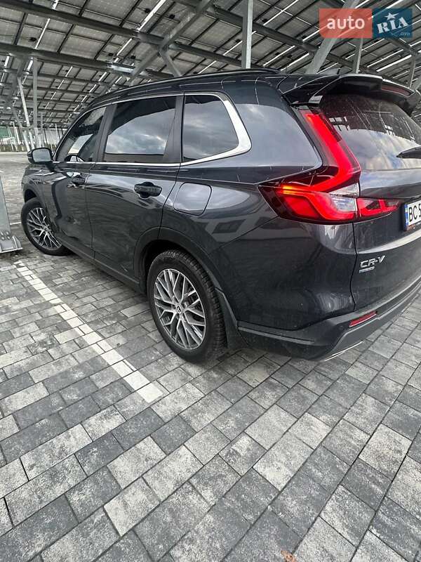 Внедорожник / Кроссовер Honda CR-V 2023 в Львове
