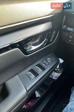 Позашляховик / Кросовер Honda CR-V 2023 в  фото 22 Позашляховик / Кросовер Honda CR-V 2023 в