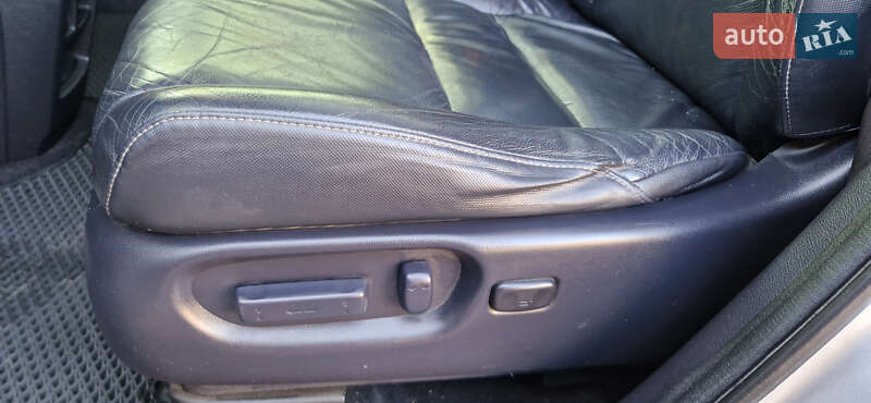 Позашляховик / Кросовер Honda CR-V 2010 в Дніпрі