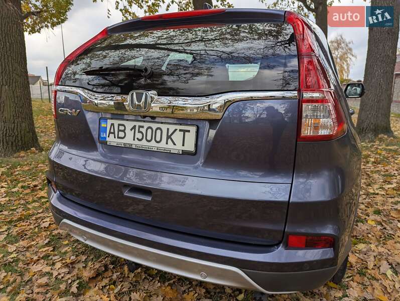 Позашляховик / Кросовер Honda CR-V 2015 в Вінниці