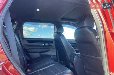 Позашляховик / Кросовер Honda CR-V 2023 в 