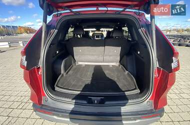 Позашляховик / Кросовер Honda CR-V 2023 в 