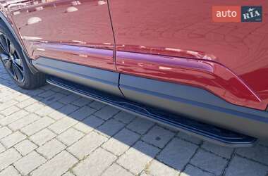 Позашляховик / Кросовер Honda CR-V 2023 в 