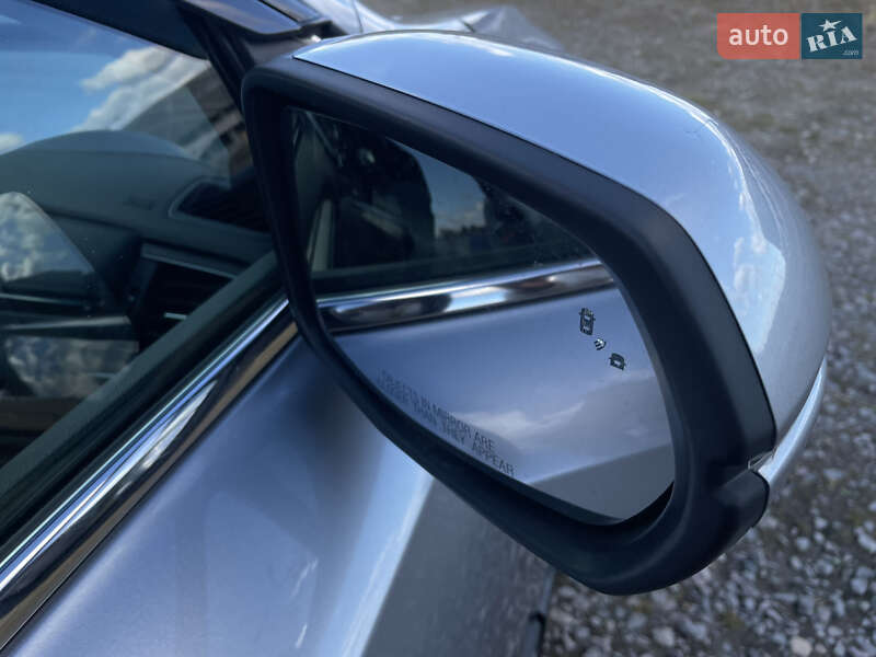 Внедорожник / Кроссовер Honda CR-V 2019 в Львове фото 11 Внедорожник / Кроссовер Honda CR-V 2019 в Львове