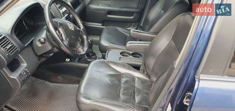 Внедорожник / Кроссовер Honda CR-V 2005 в Сумах