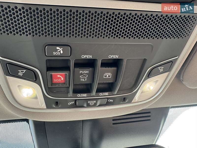 Внедорожник / Кроссовер Honda CR-V 2018 в Киеве фото 32 Внедорожник / Кроссовер Honda CR-V 2018 в Киеве