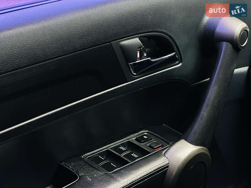 Позашляховик / Кросовер Honda CR-V 2010 в Харкові