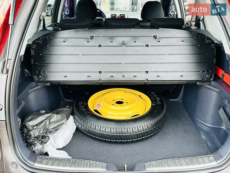 Позашляховик / Кросовер Honda CR-V 2010 в Харкові