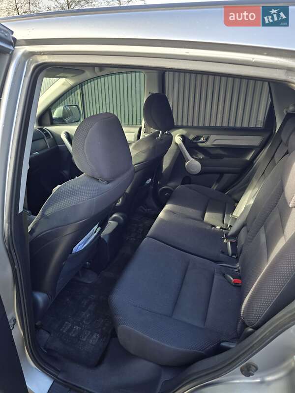 Внедорожник / Кроссовер Honda CR-V 2007 в Ивано-Франковске