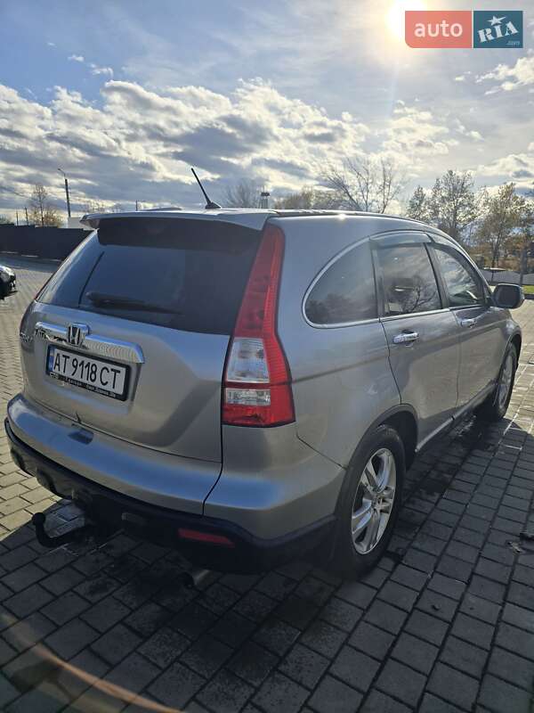 Внедорожник / Кроссовер Honda CR-V 2007 в Ивано-Франковске
