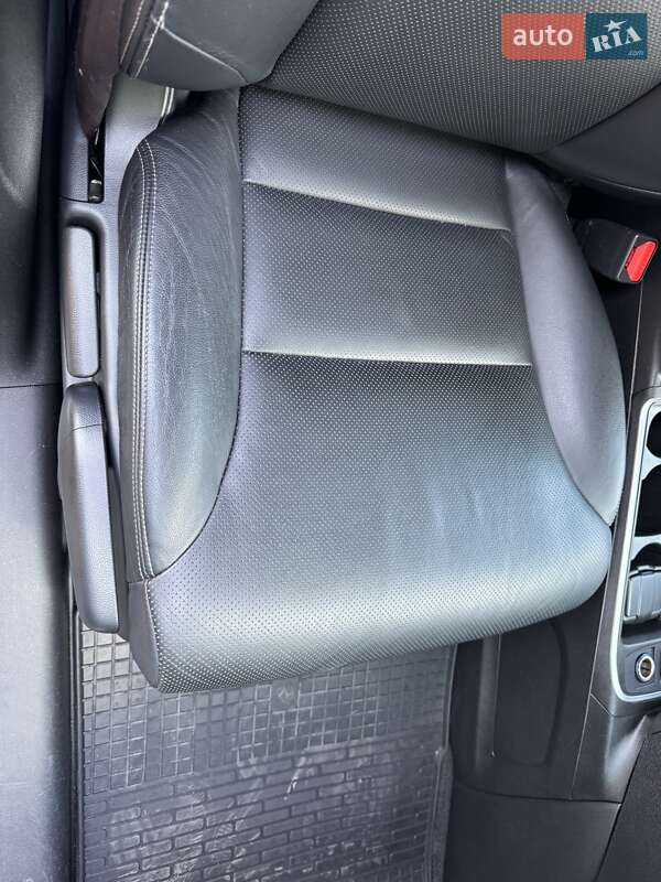 Позашляховик / Кросовер Honda CR-V 2015 в Києві фото 18 Позашляховик / Кросовер Honda CR-V 2015 в Києві