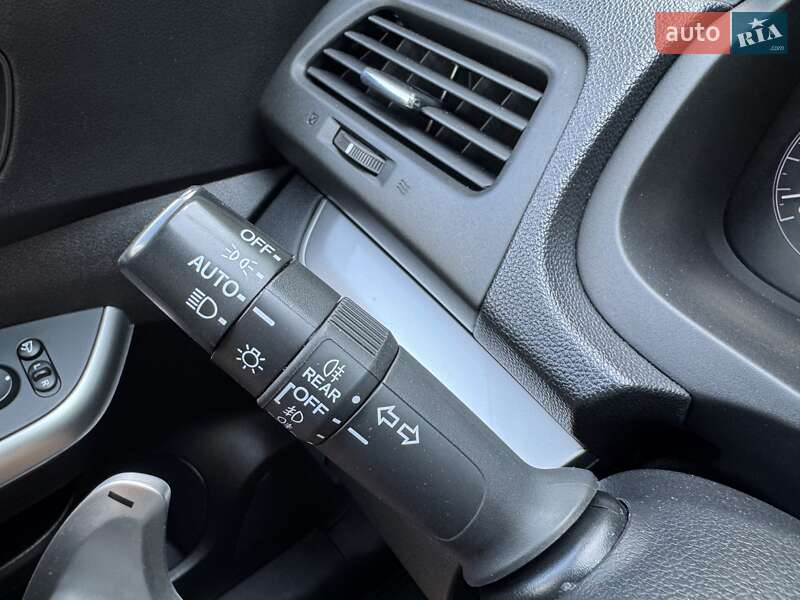 Позашляховик / Кросовер Honda CR-V 2015 в Києві фото 41 Позашляховик / Кросовер Honda CR-V 2015 в Києві
