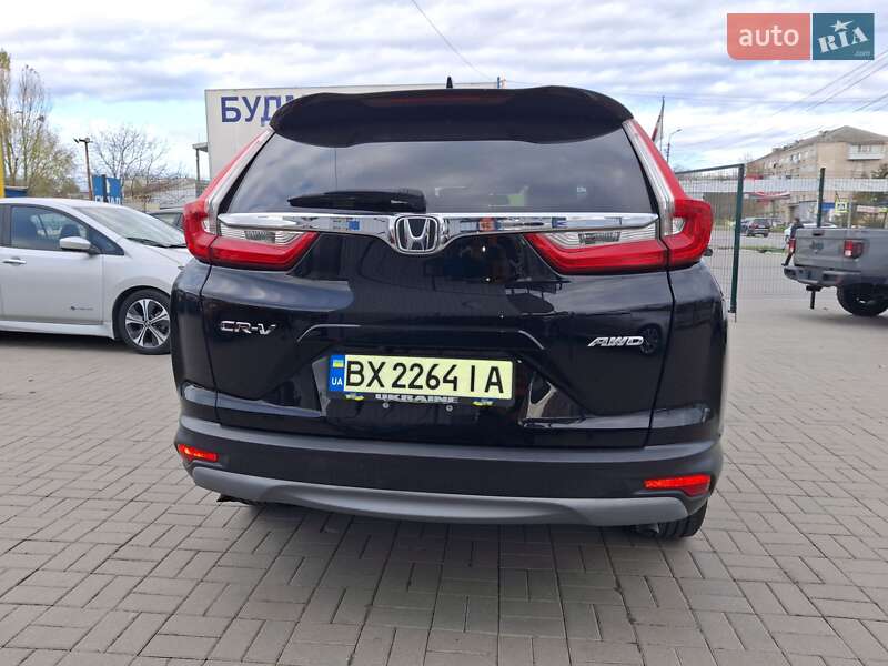Внедорожник / Кроссовер Honda CR-V 2018 в Хмельницком