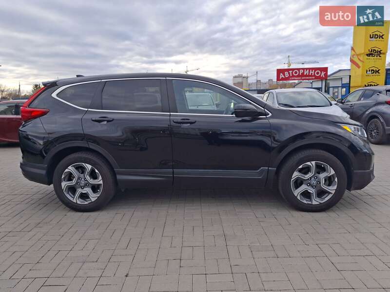 Внедорожник / Кроссовер Honda CR-V 2018 в Хмельницком