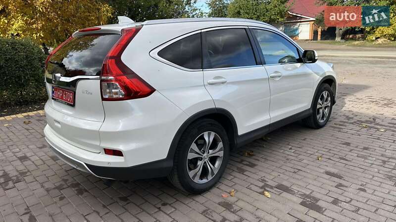 Позашляховик / Кросовер Honda CR-V 2016 в Бершаді фото 12 Позашляховик / Кросовер Honda CR-V 2016 в Бершаді