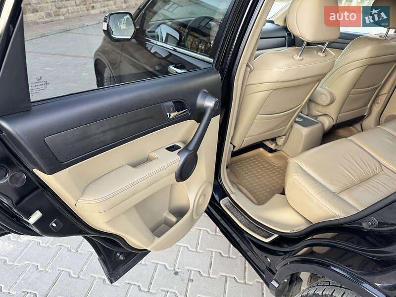 Внедорожник / Кроссовер Honda CR-V 2010 в Тернополе