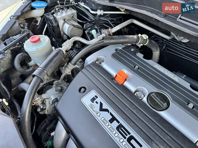 Внедорожник / Кроссовер Honda CR-V 2010 в Тернополе