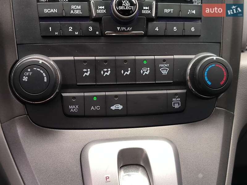 Позашляховик / Кросовер Honda CR-V 2010 в Києві