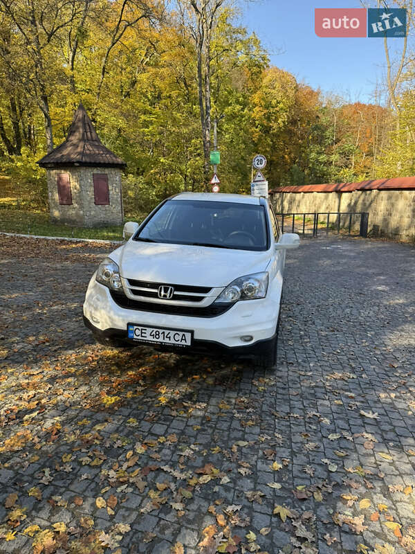 Внедорожник / Кроссовер Honda CR-V 2011 в Черновцах