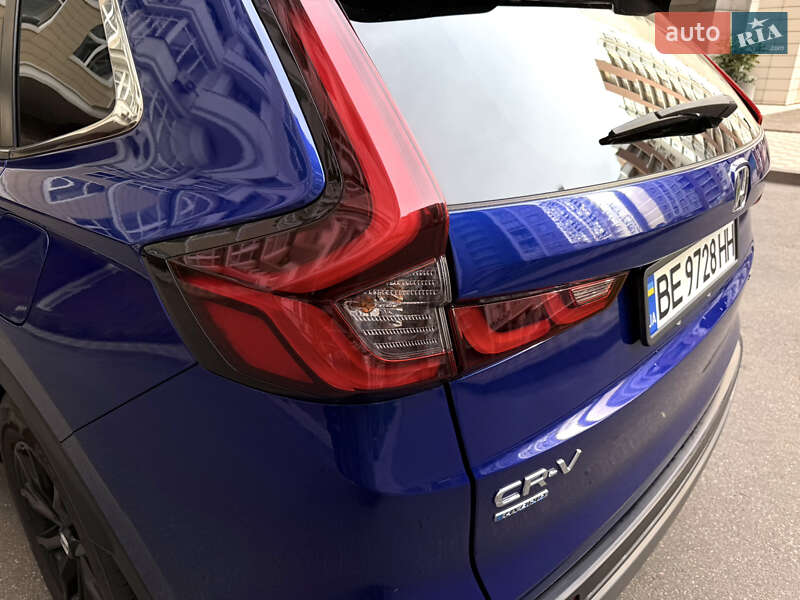 Внедорожник / Кроссовер Honda CR-V 2024 в Киеве