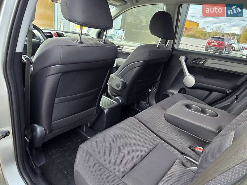 Внедорожник / Кроссовер Honda CR-V 2008 в Харькове