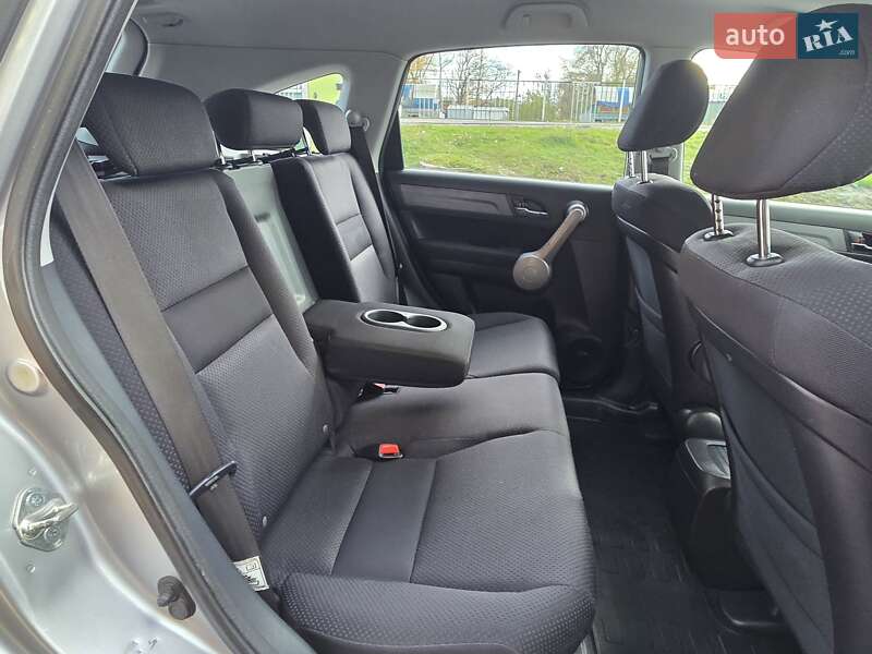 Внедорожник / Кроссовер Honda CR-V 2008 в Харькове