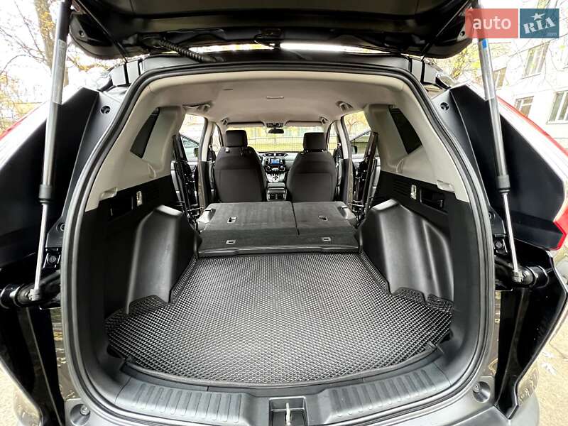Внедорожник / Кроссовер Honda CR-V 2019 в Чернигове