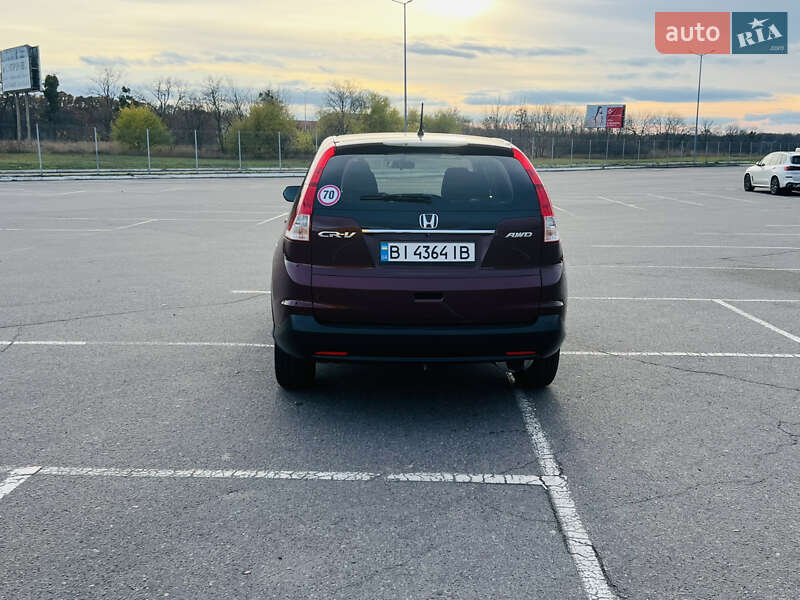 Позашляховик / Кросовер Honda CR-V 2014 в Полтаві