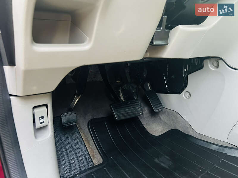 Позашляховик / Кросовер Honda CR-V 2014 в Полтаві