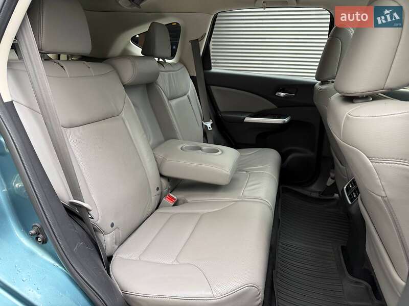 Позашляховик / Кросовер Honda CR-V 2016 в Києві