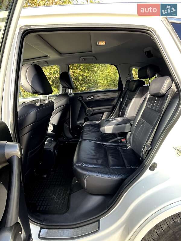 Позашляховик / Кросовер Honda CR-V 2011 в Тлумачі