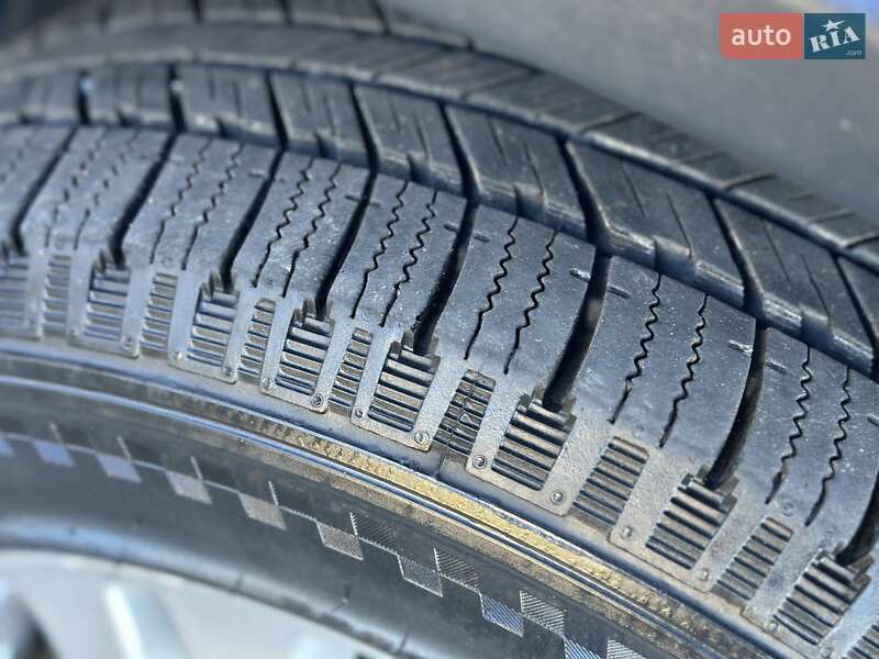 Внедорожник / Кроссовер Honda CR-V 2012 в Дрогобыче