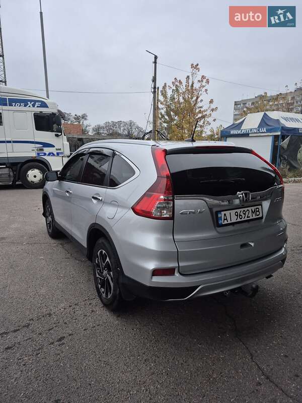Внедорожник / Кроссовер Honda CR-V 2016 в Киеве