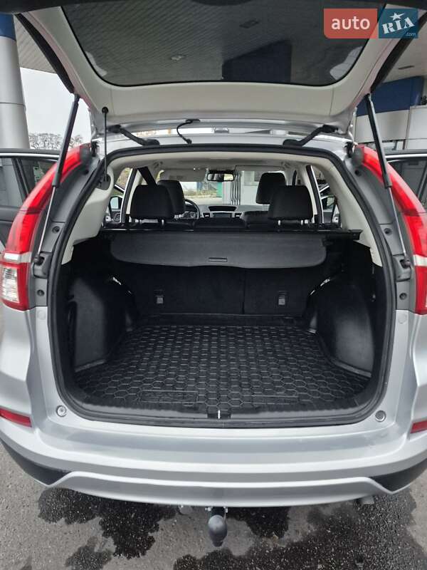 Внедорожник / Кроссовер Honda CR-V 2016 в Киеве