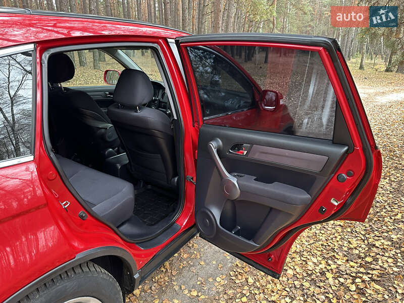 Внедорожник / Кроссовер Honda CR-V 2008 в Сумах