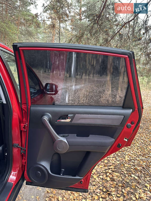 Внедорожник / Кроссовер Honda CR-V 2008 в Сумах