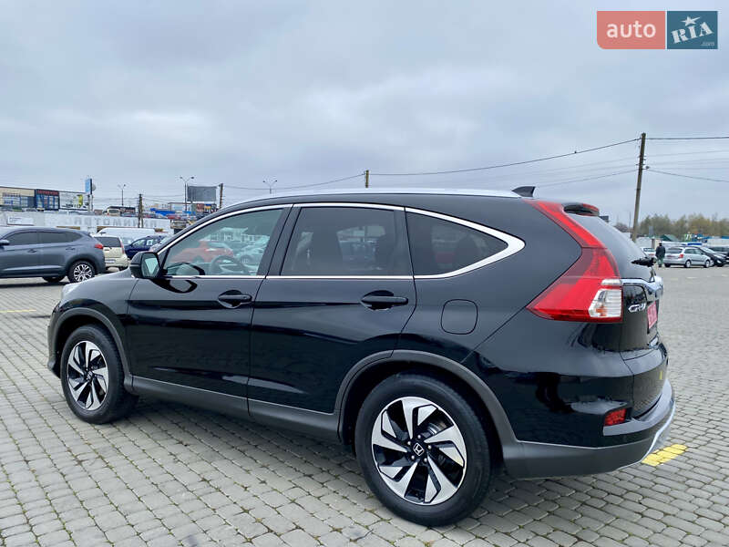 Позашляховик / Кросовер Honda CR-V 2015 в Чернівцях