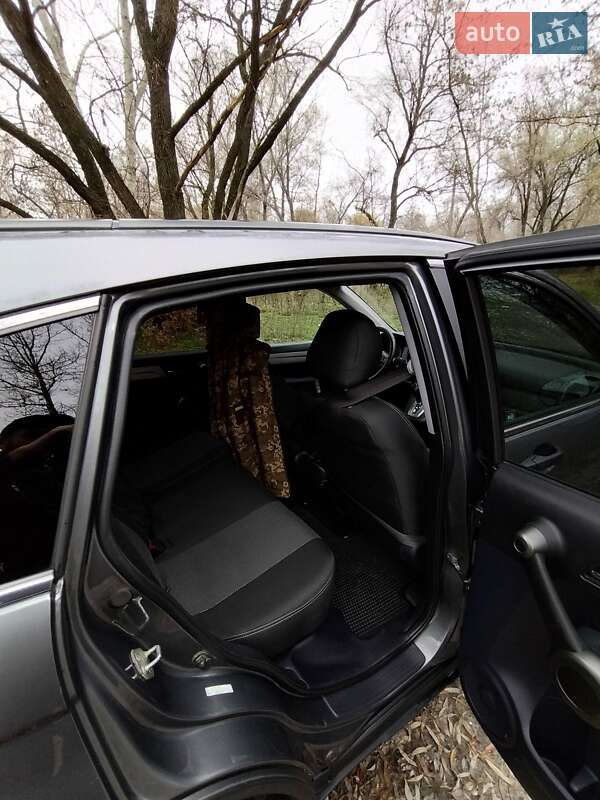 Позашляховик / Кросовер Honda CR-V 2010 в Недригайліву