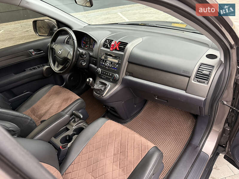 Позашляховик / Кросовер Honda CR-V 2010 в Кременці фото 21 Позашляховик / Кросовер Honda CR-V 2010 в Кременці