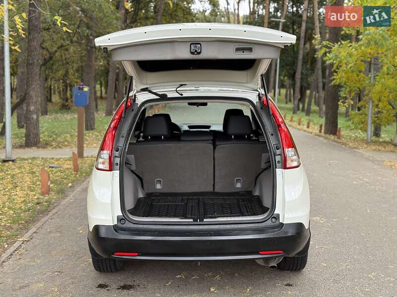 Внедорожник / Кроссовер Honda CR-V 2015 в Киеве