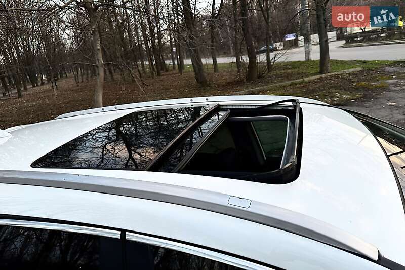 Позашляховик / Кросовер Honda CR-V 2017 в Києві фото 11 Позашляховик / Кросовер Honda CR-V 2017 в Києві